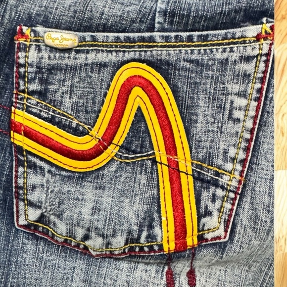 Pepe Jeans London Y2K Flare Jeans 32W x 31L • Swirl Embroidery • Mid Rise - Picture 6 of 13